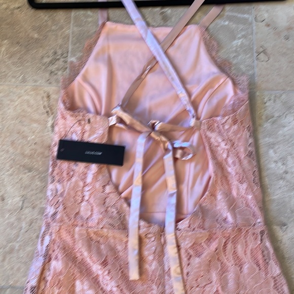 NEW NWT Blush Pink Lace Midi Dress with satin ribbon ties at back - Picture 7 of 9